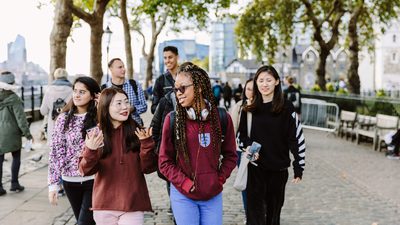 A group of KICL students walking around London