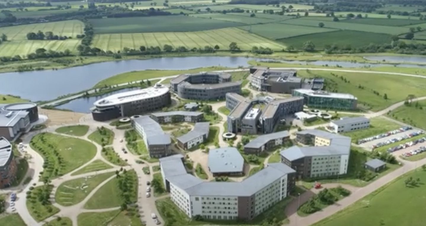  University of York International Pathway College 