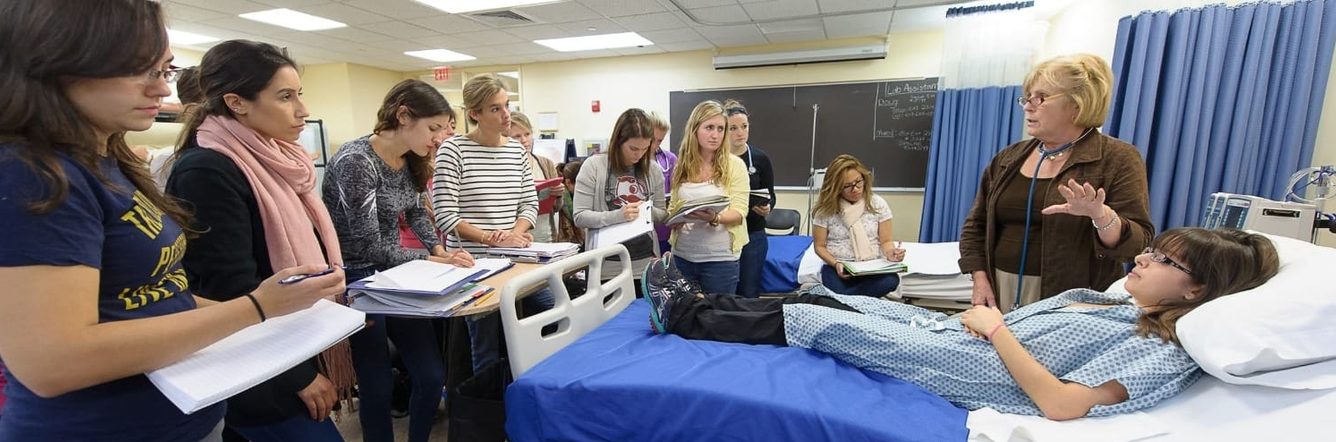 Students of nursing at Simmons