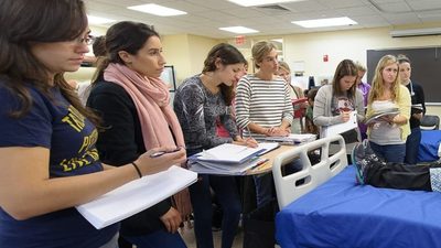 Students of nursing at Simmons