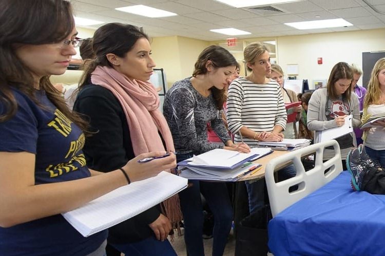 Students of nursing at Simmons