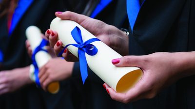Study reveals benefit of international graduates to the UK