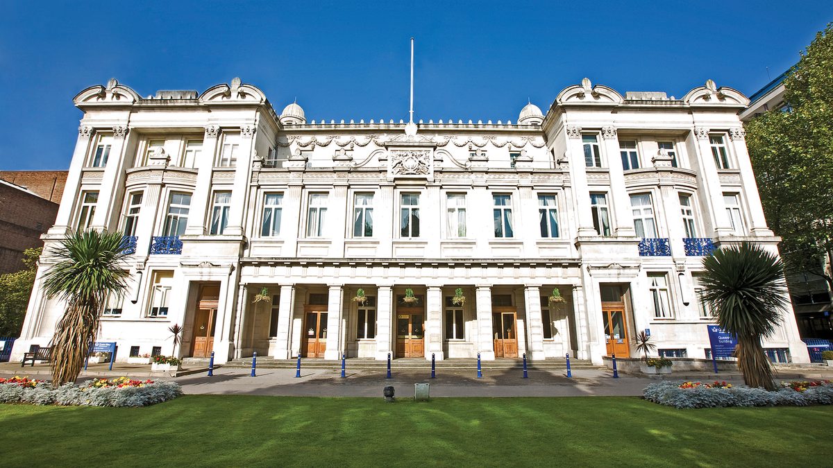 Queen Mary University Of London Queens building