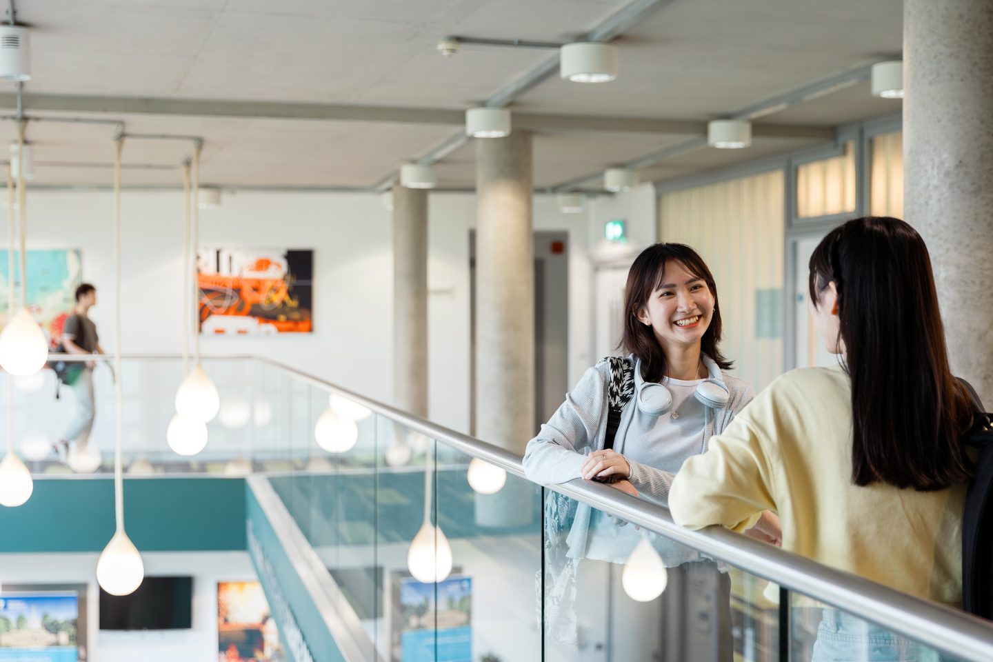 Students socialising on University of Nottingham campus