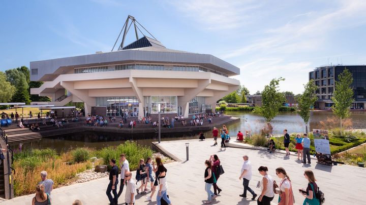 A sunny open day at the University of York