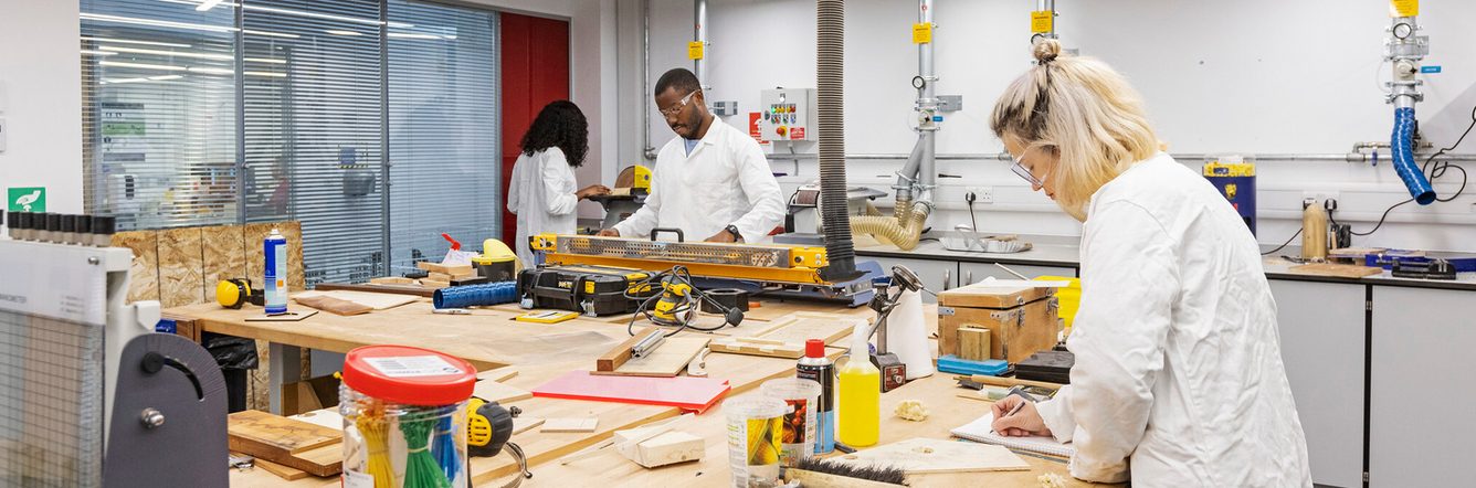 Students in Engineering Lab